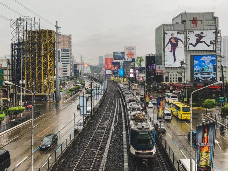 gino-xZdwU-Yiqzc-unsplash